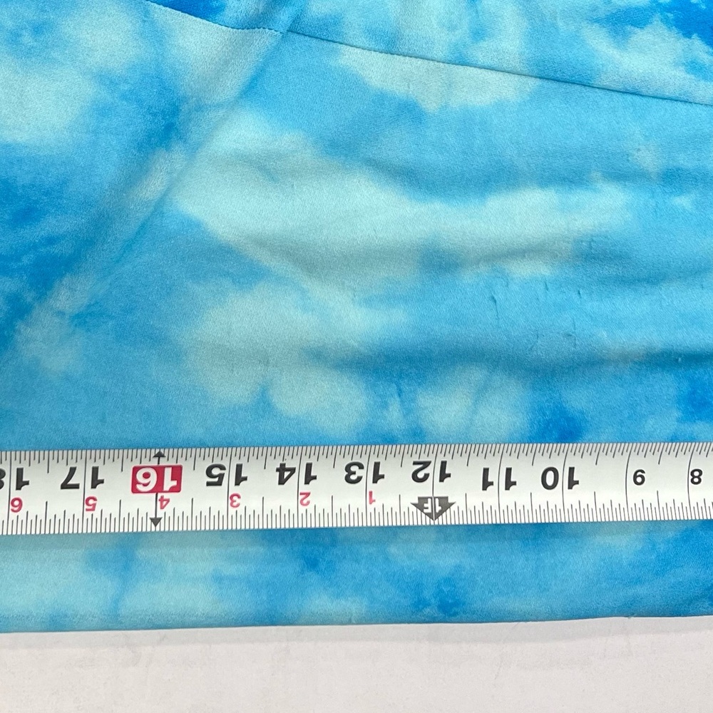 Vintage skirt with a blue sky like pattern from Forever 21, Size M - Picture 7 of 8
